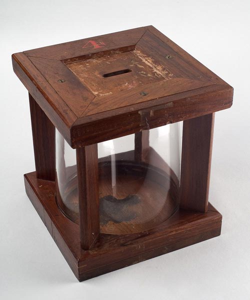 Vote Glass_ballot_box_-_Smithsonian